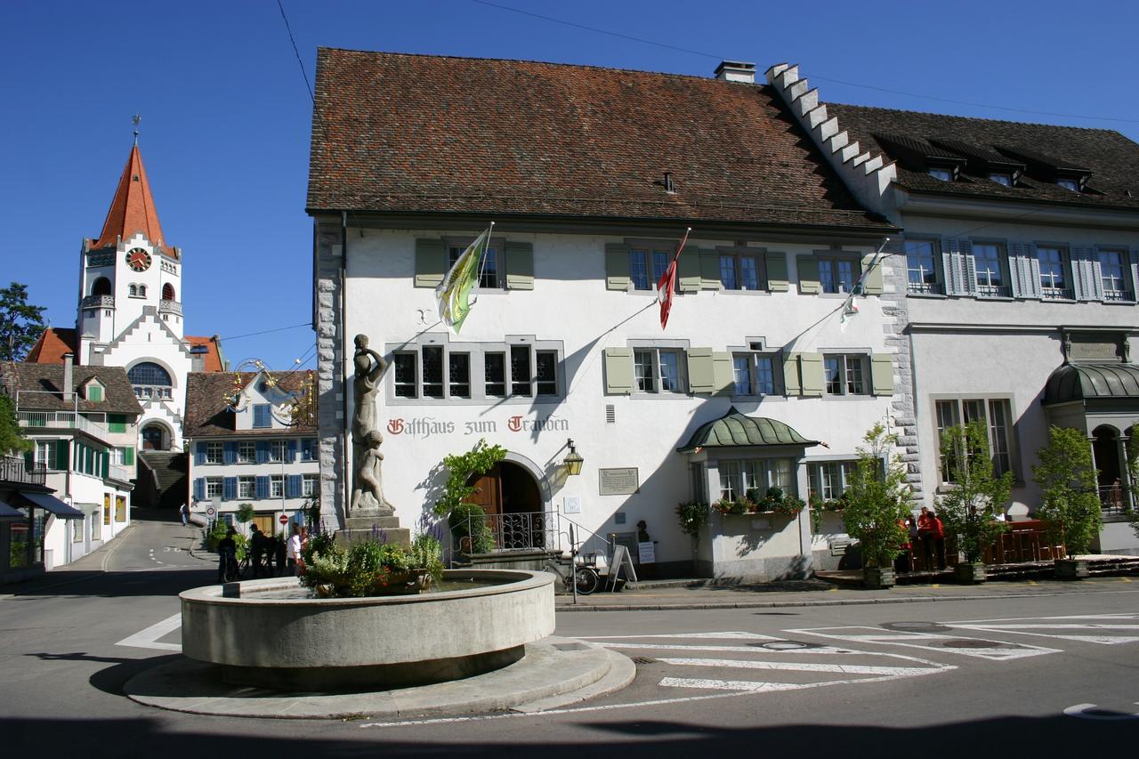 Отель Gasthaus Zum Trauben Вайнфельден Экстерьер фото